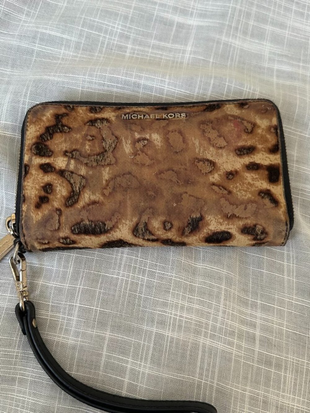 ichael Kors Leopard Calf Hair Continental Wristlet